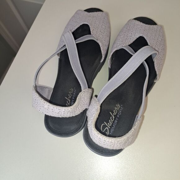 Women's Purple and Gray Lace Comfort Sandals - Picture 5 of 6